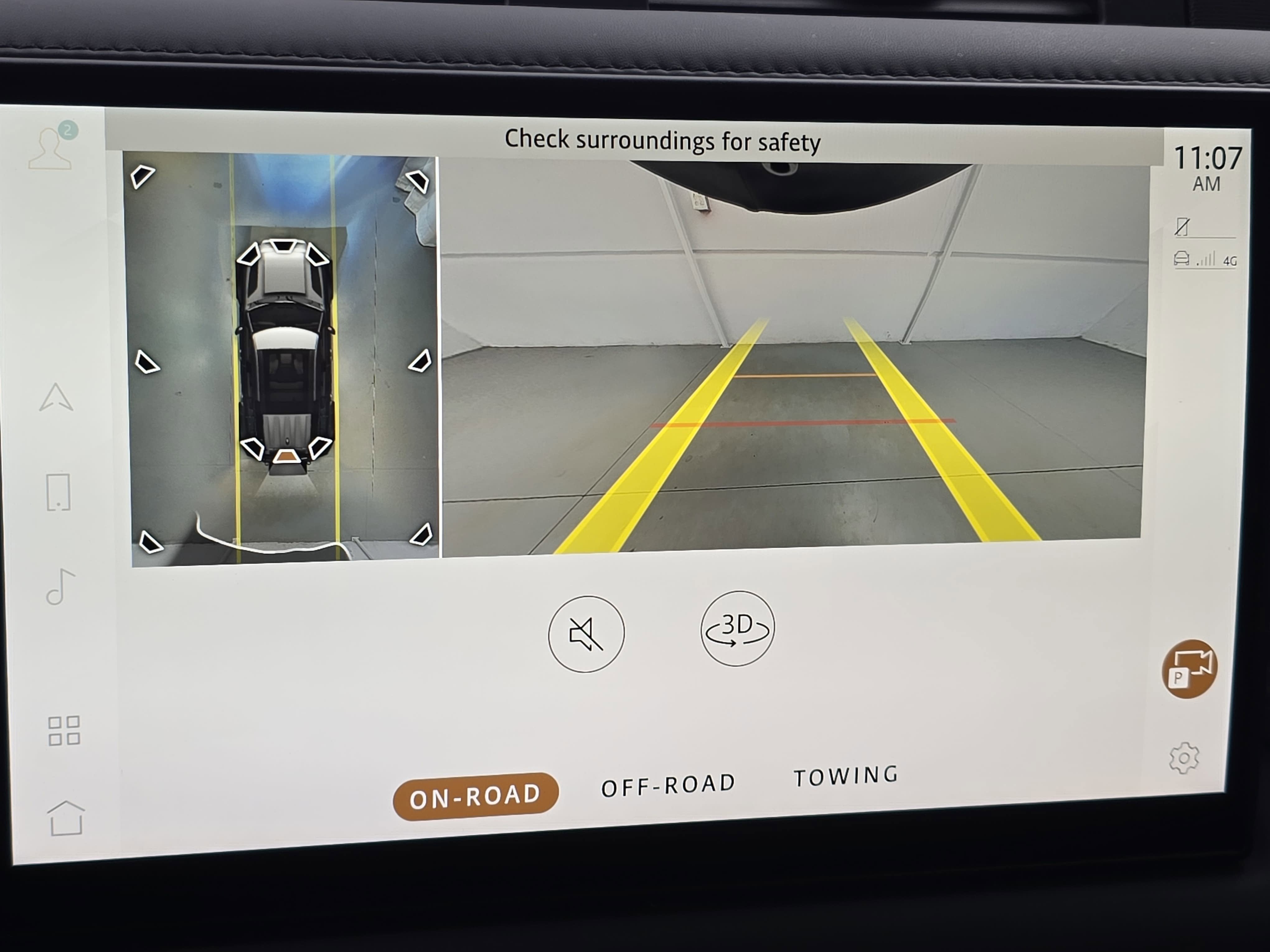 2024 Land Rover Defender SE