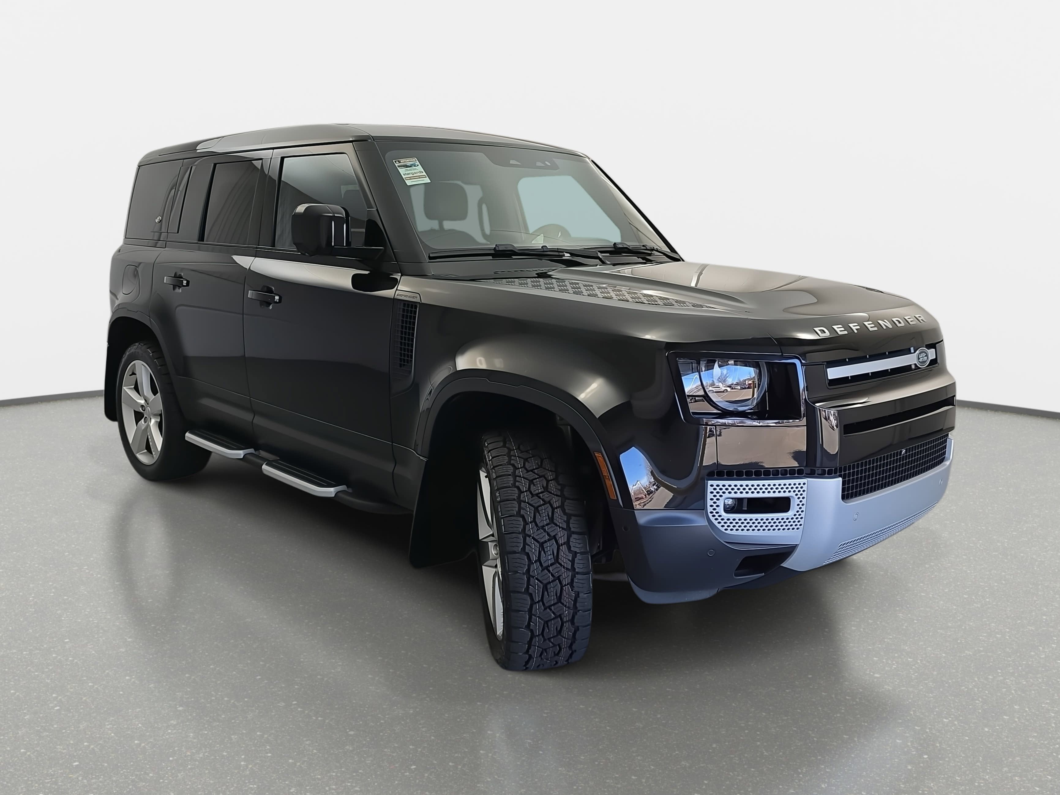2024 Land Rover Defender SE