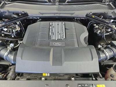 2024 Land Rover Defender SE