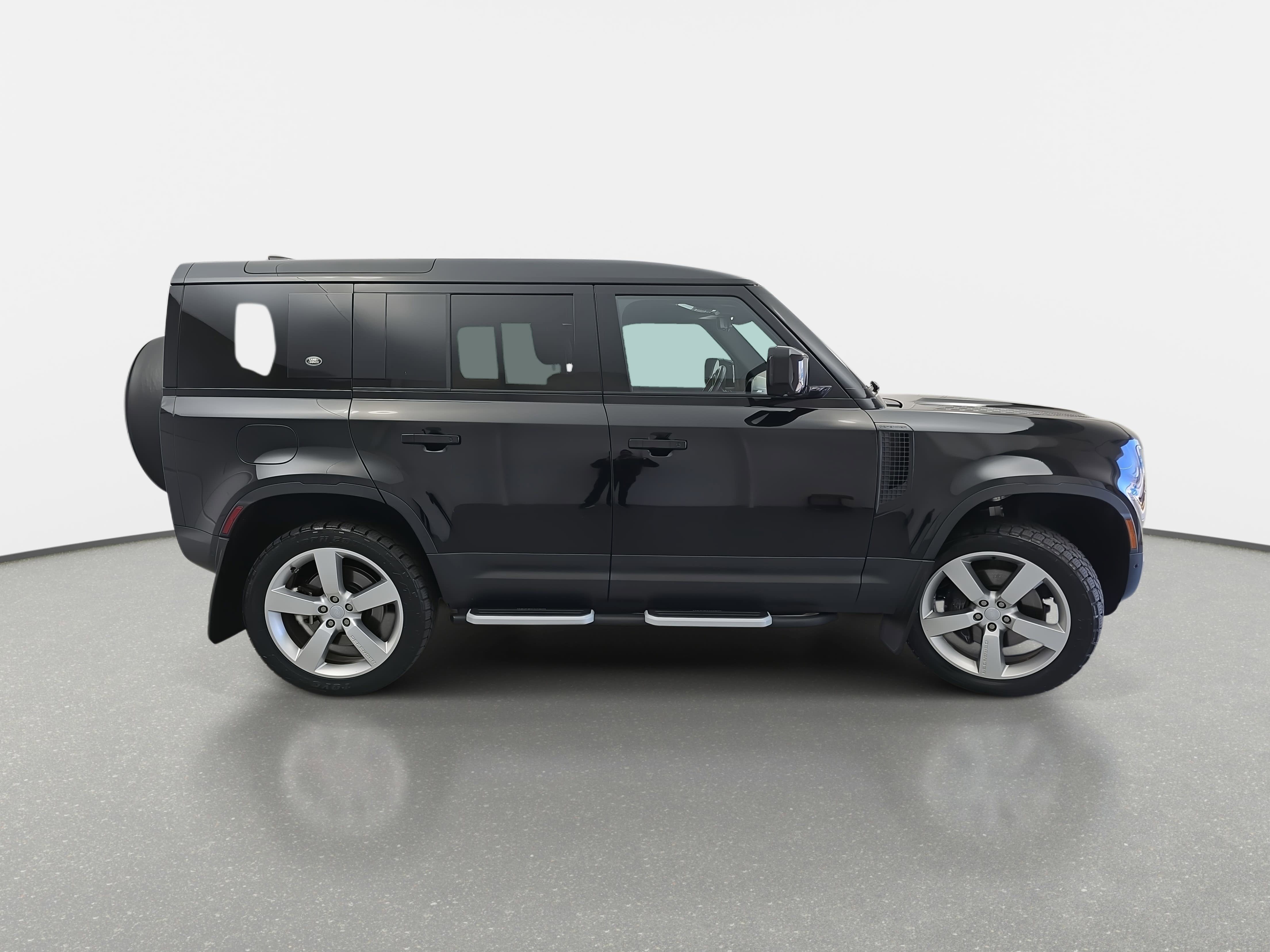 2024 Land Rover Defender SE