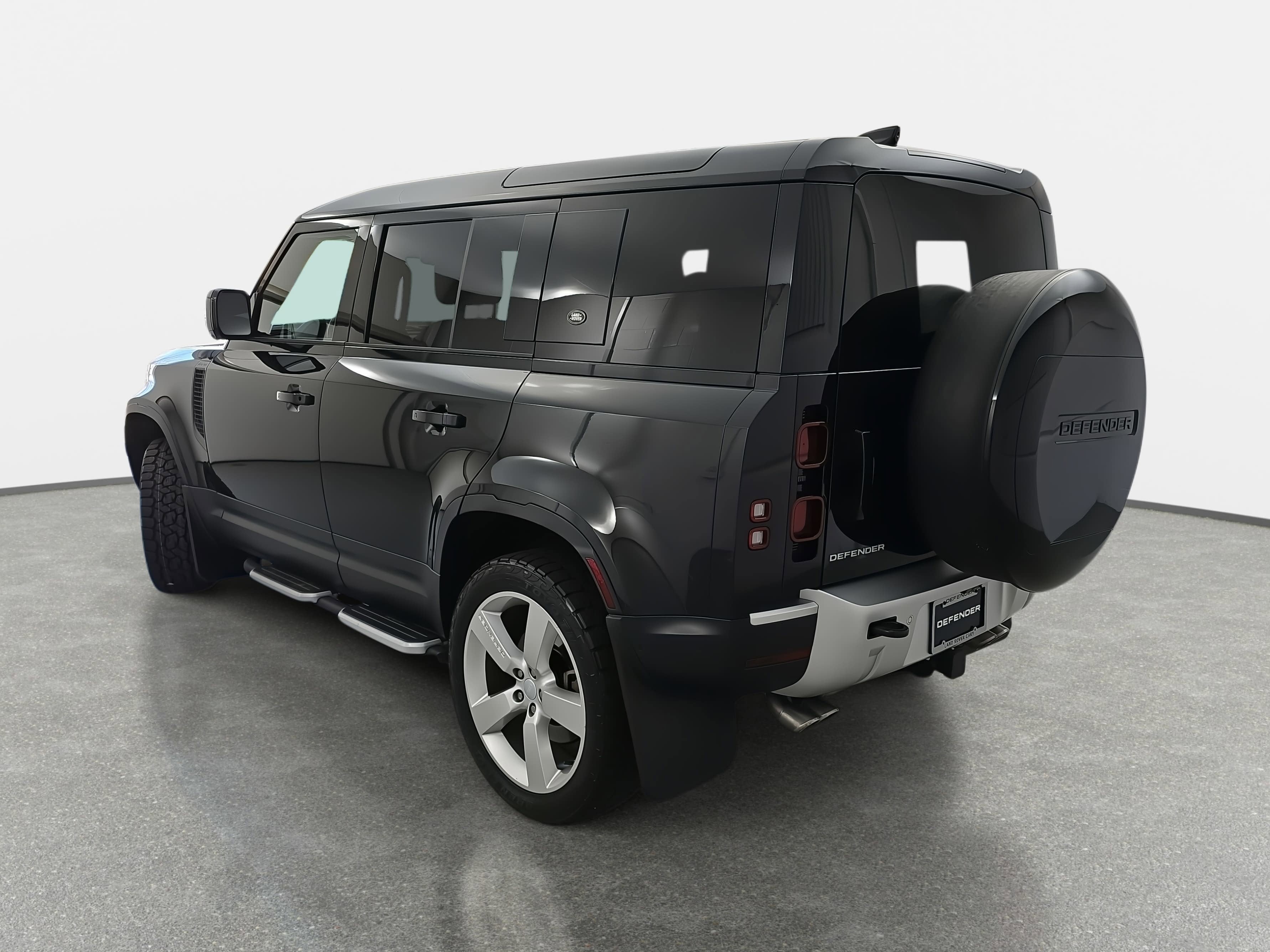 2024 Land Rover Defender SE