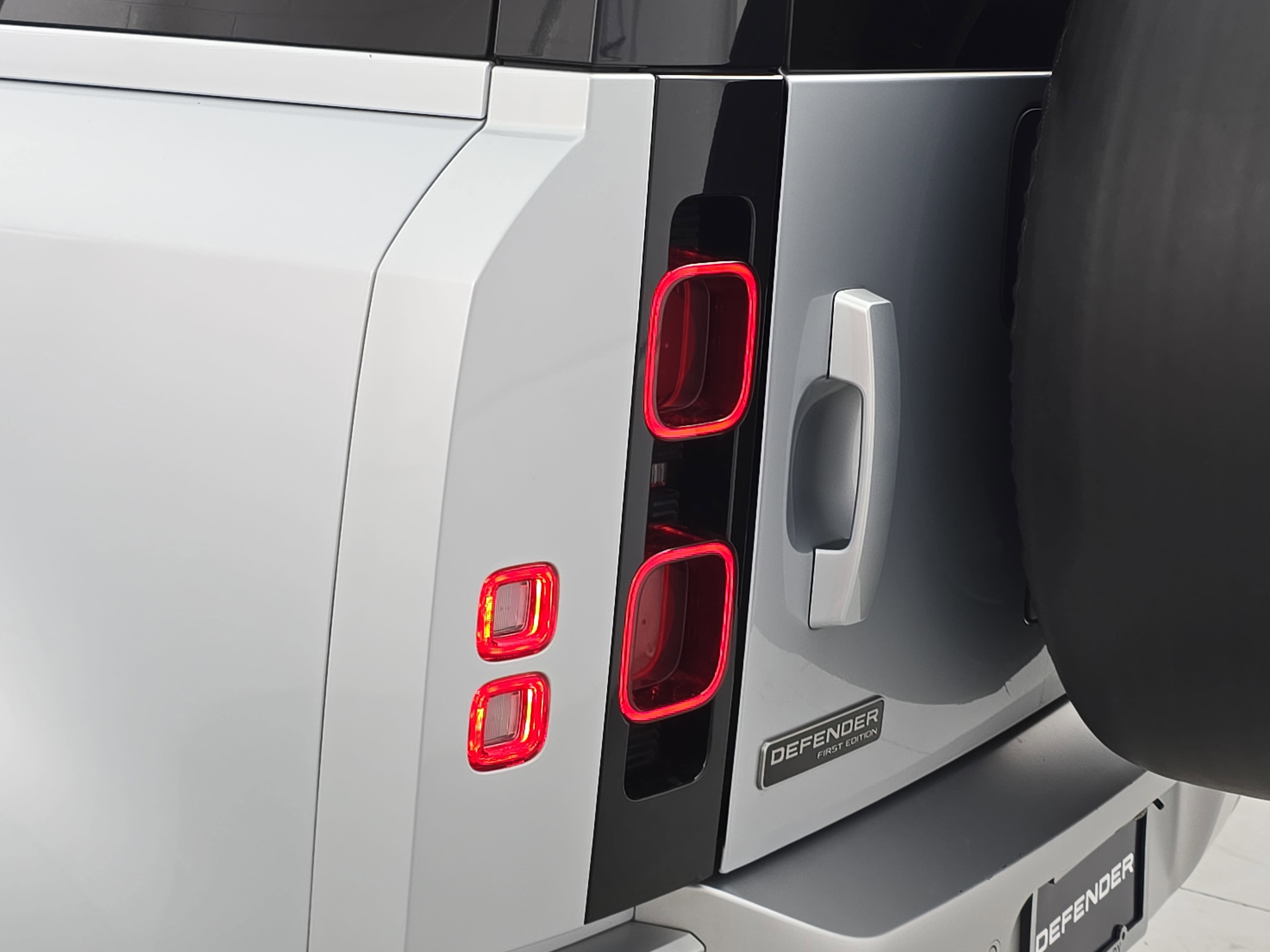 2021 Land Rover Defender First Edition