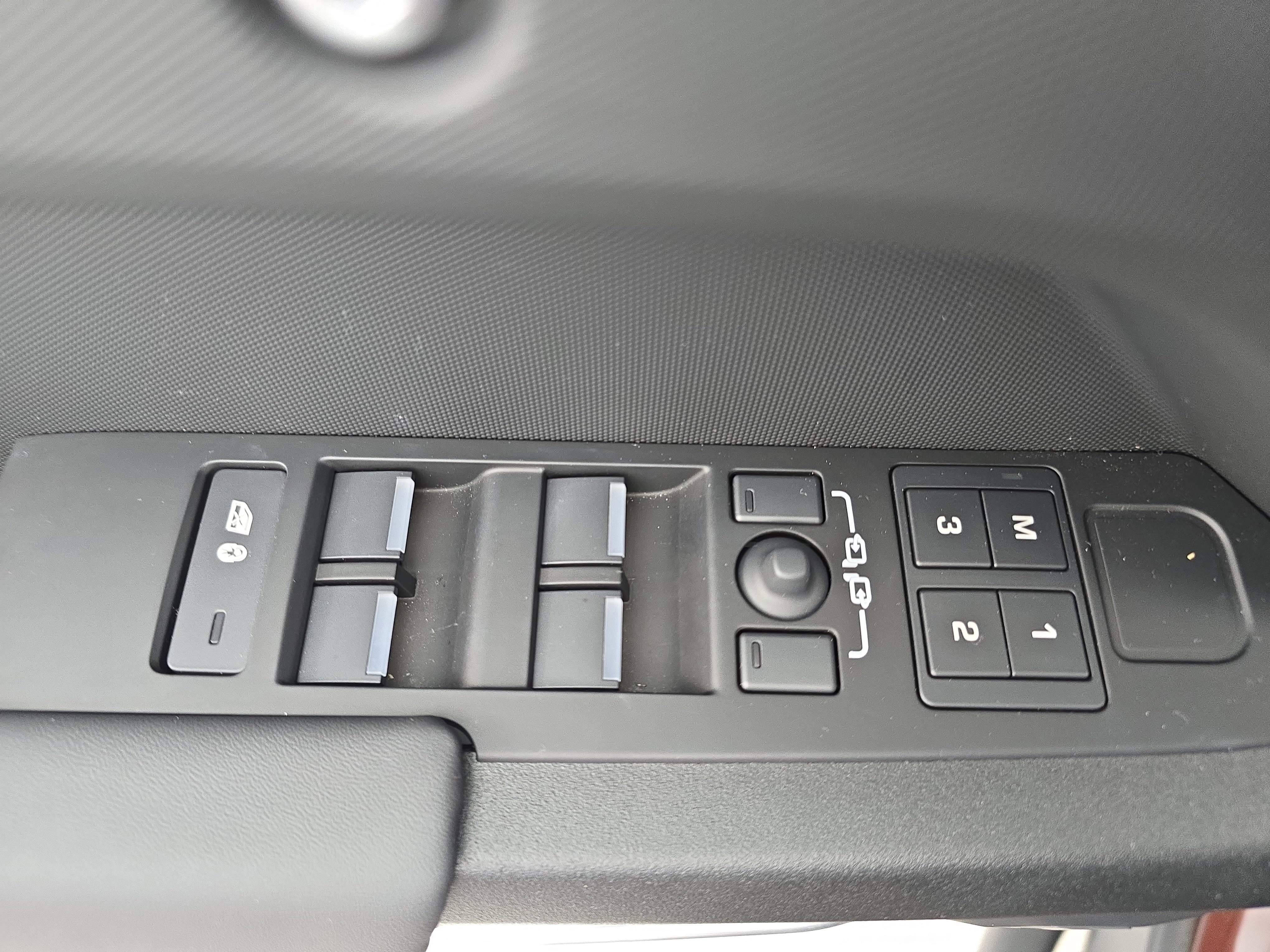 2025 Land Rover Defender Sedona Red Edition