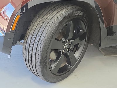 2025 Land Rover Defender Sedona Red Edition