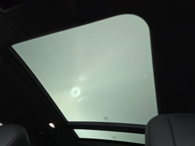 2025 Land Rover Defender V8