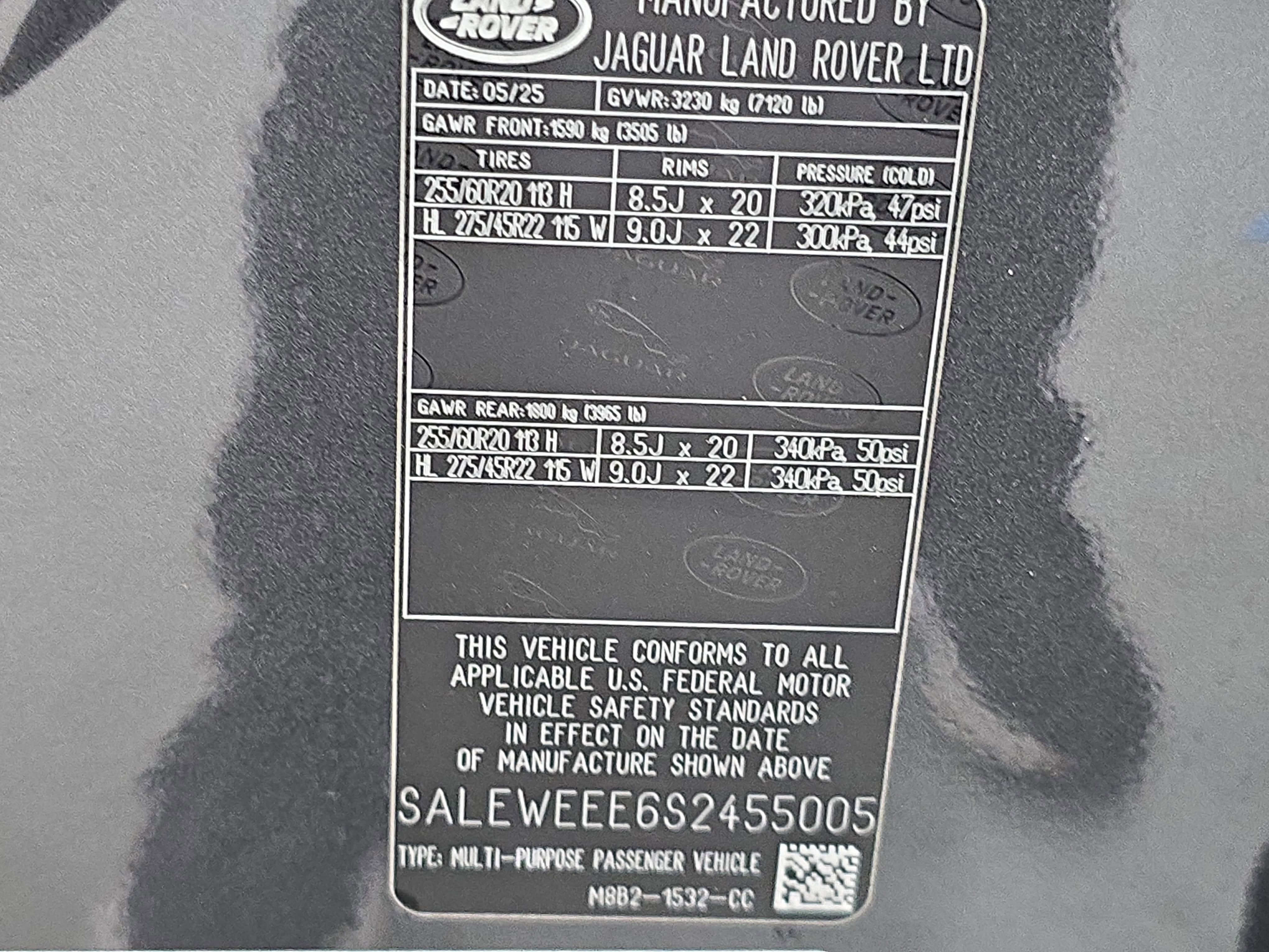 2025 Land Rover Defender V8