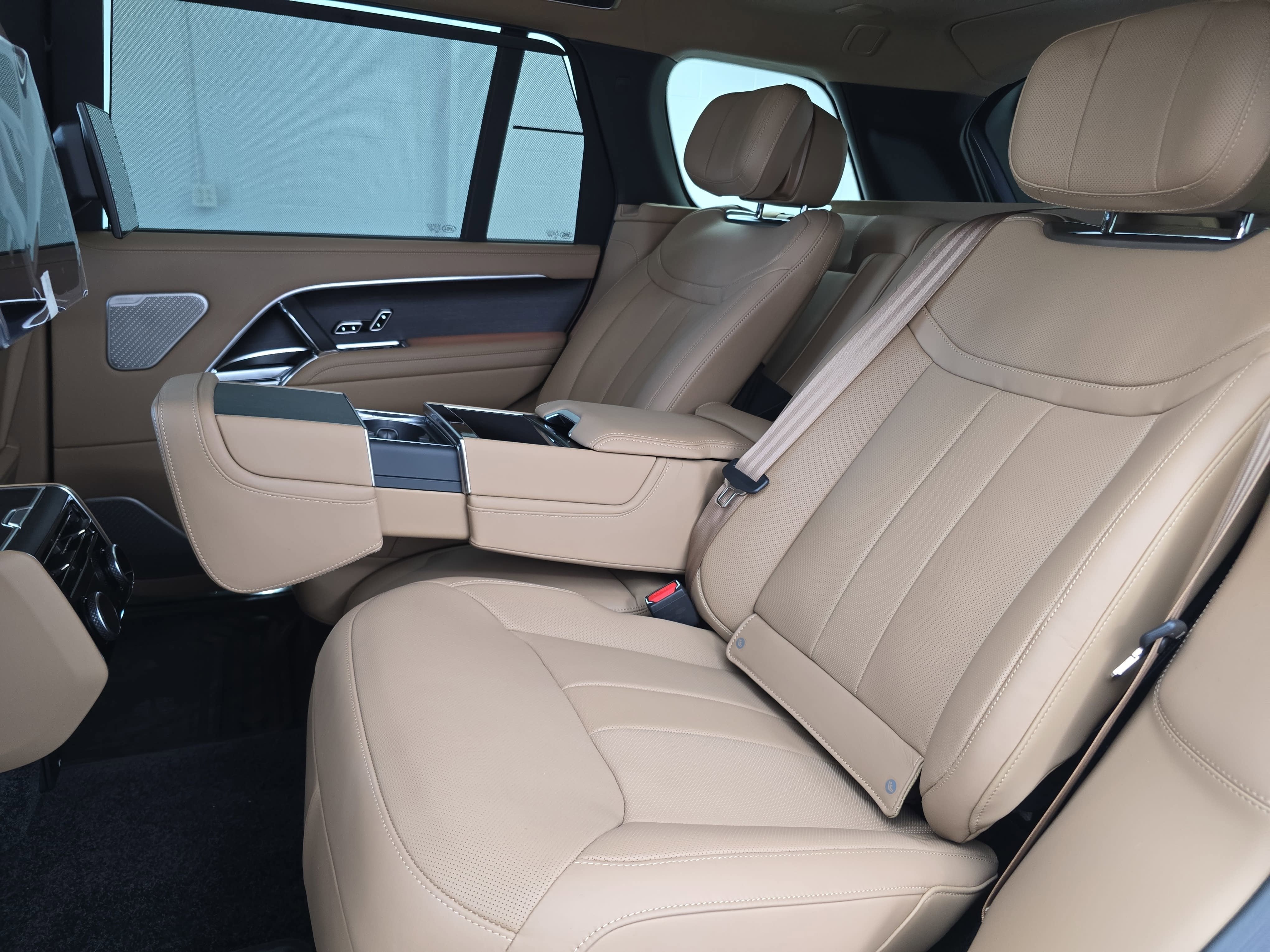 2025 Land Rover Range Rover Autobiography