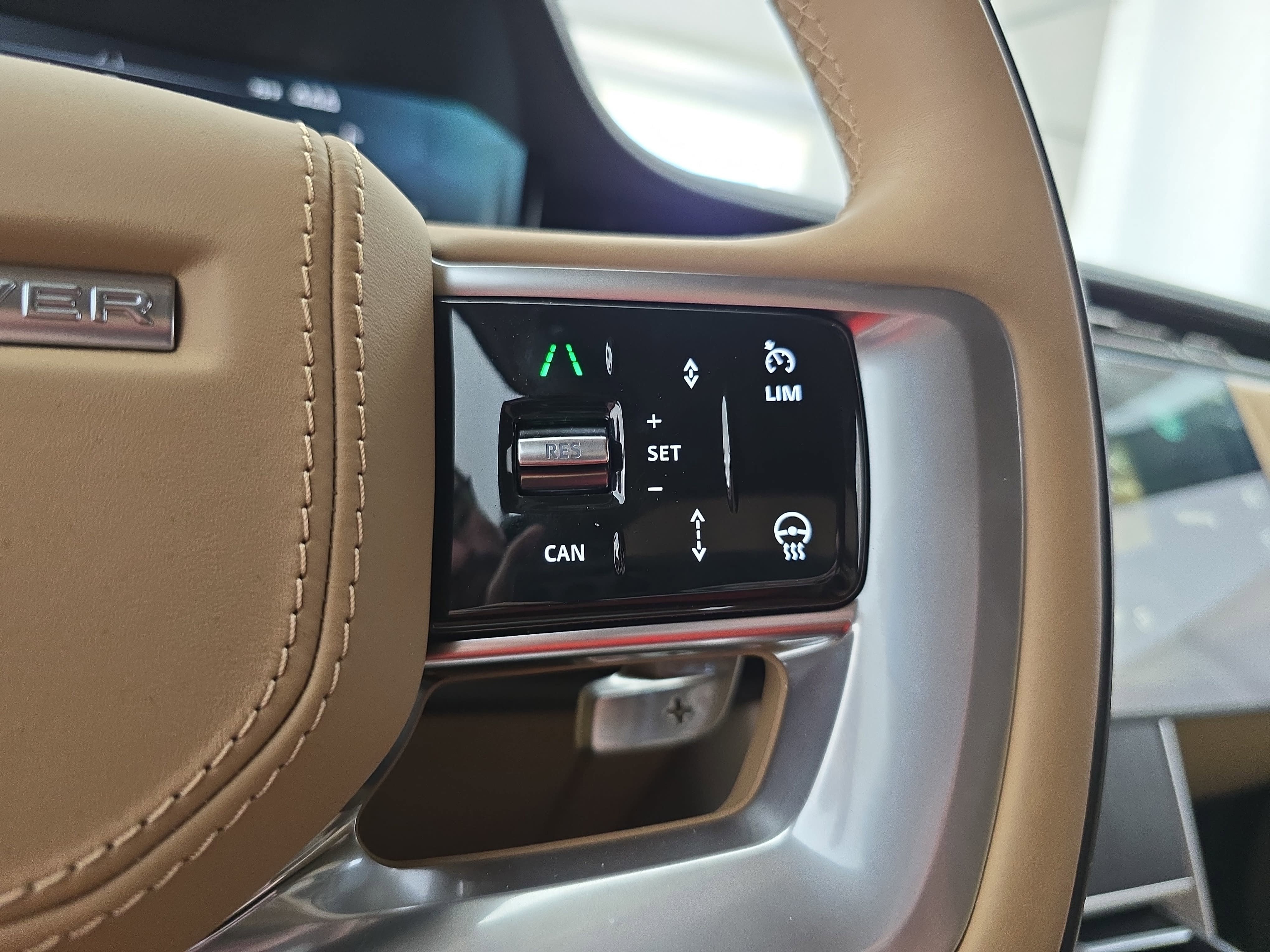 2025 Land Rover Range Rover Autobiography