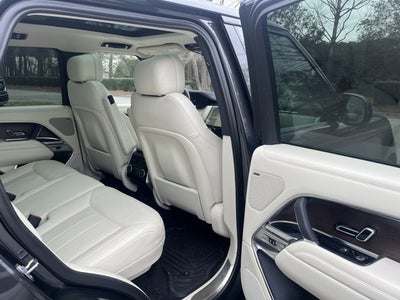 2023 Land Rover Range Rover SE