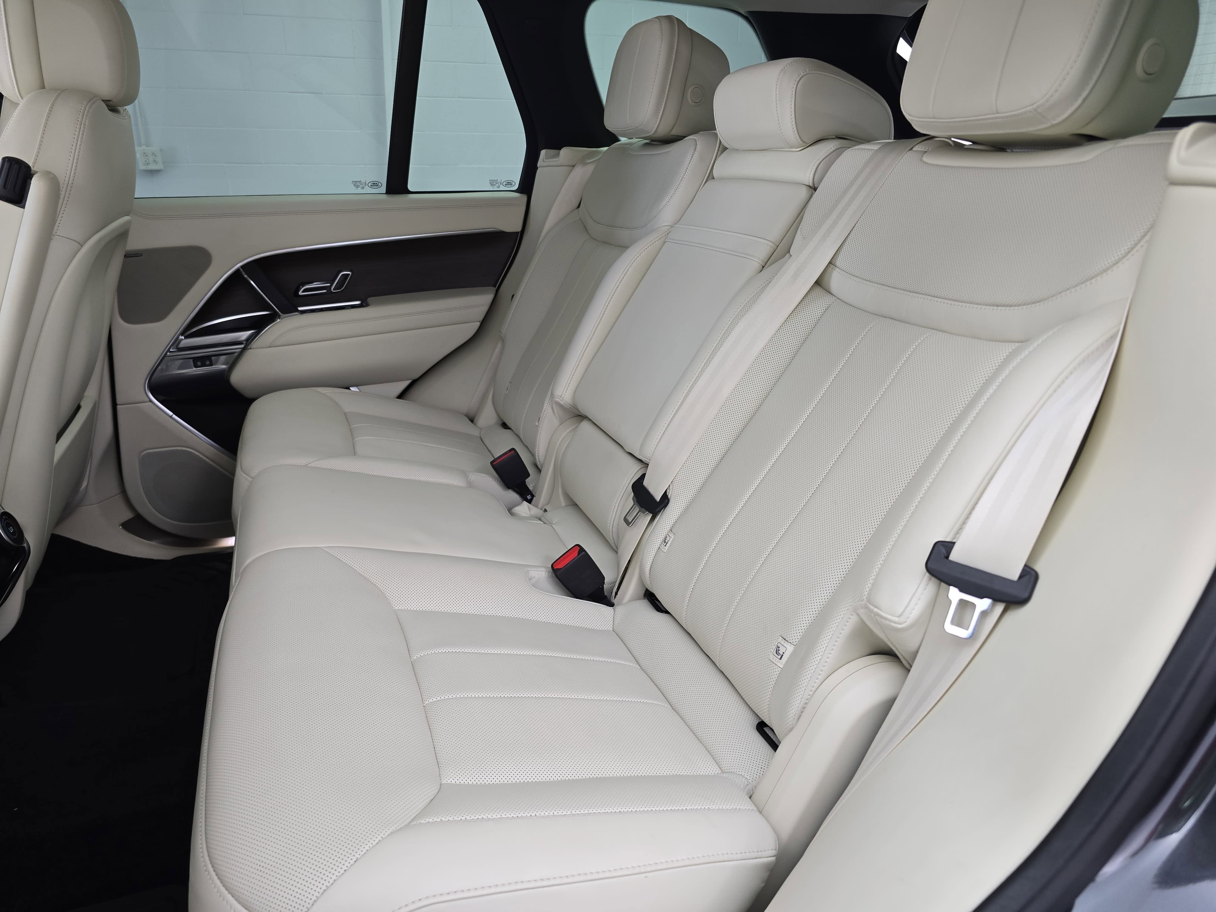 2023 Land Rover Range Rover SE