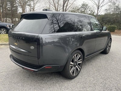 2023 Land Rover Range Rover SE