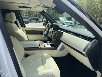 2024 Land Rover Range Rover SE