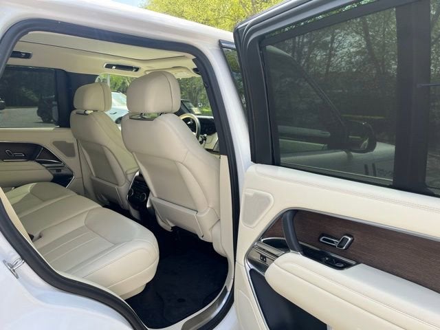 2024 Land Rover Range Rover SE