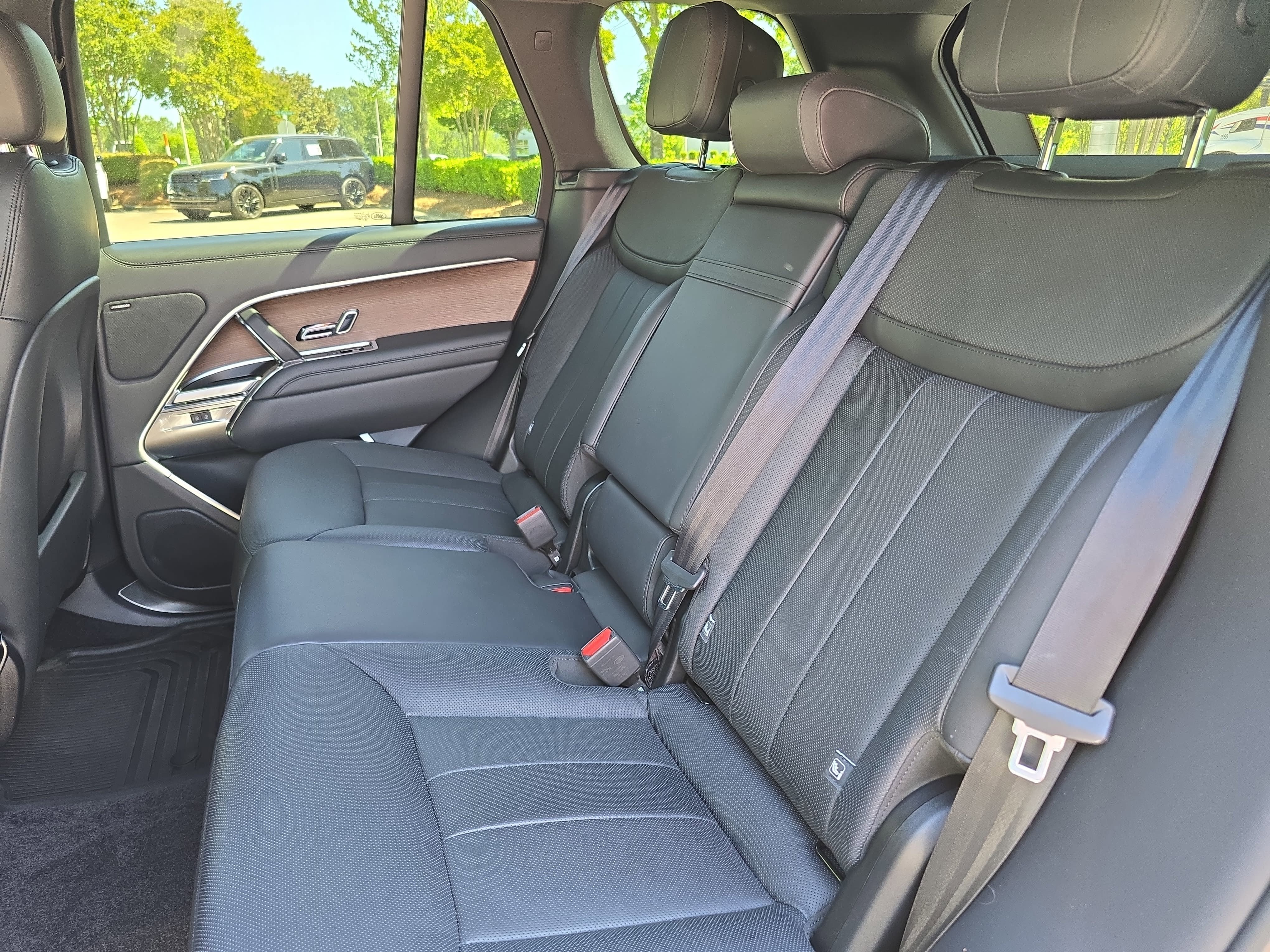 2024 Land Rover Range Rover SE