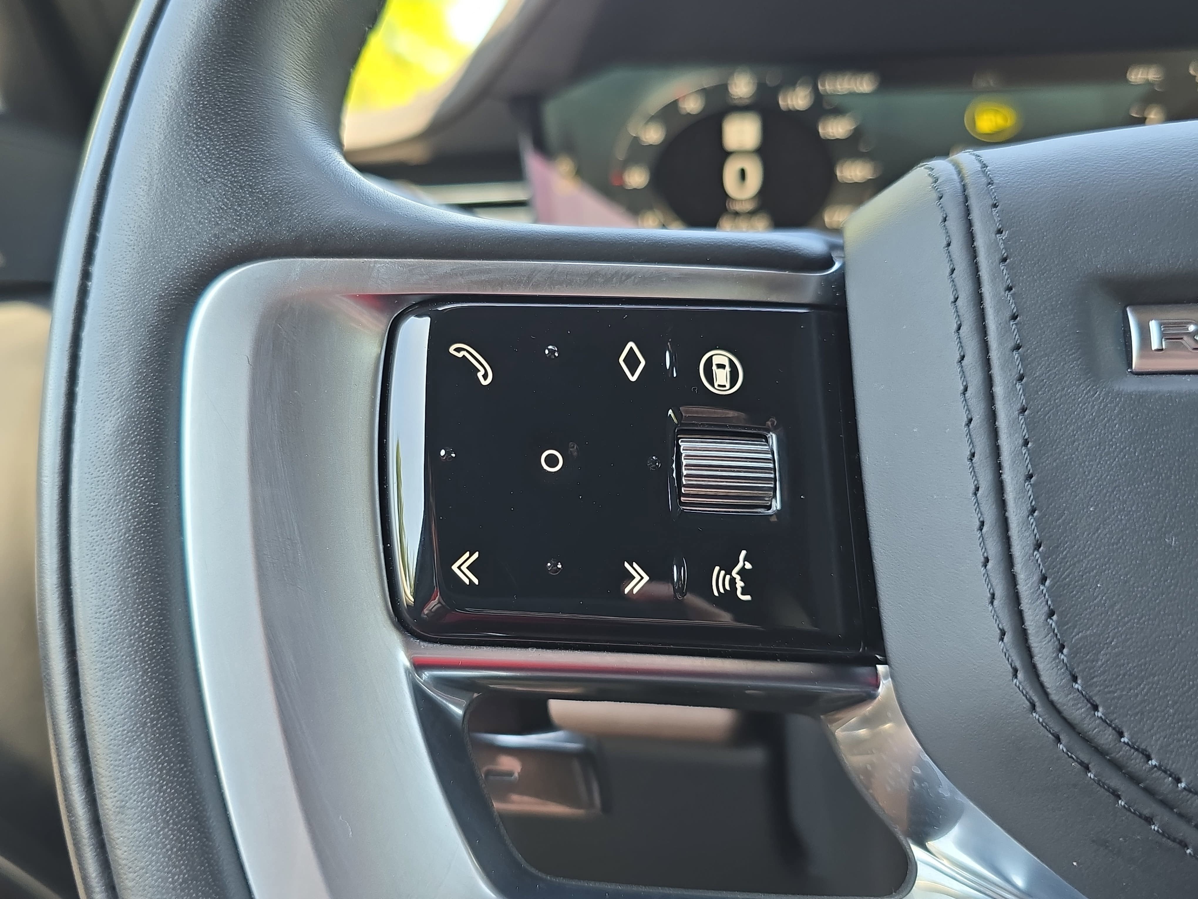 2024 Land Rover Range Rover SE