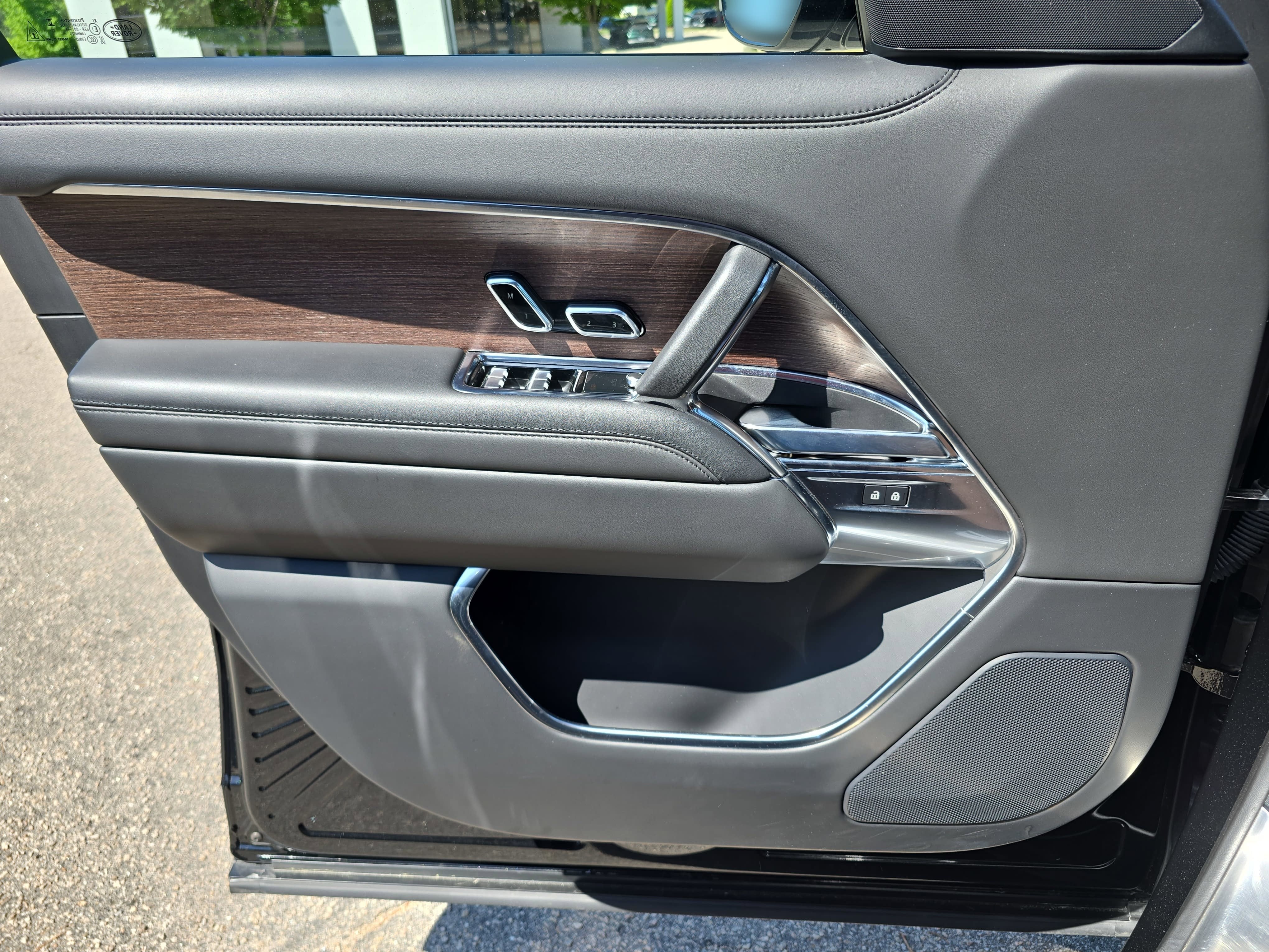 2024 Land Rover Range Rover SE