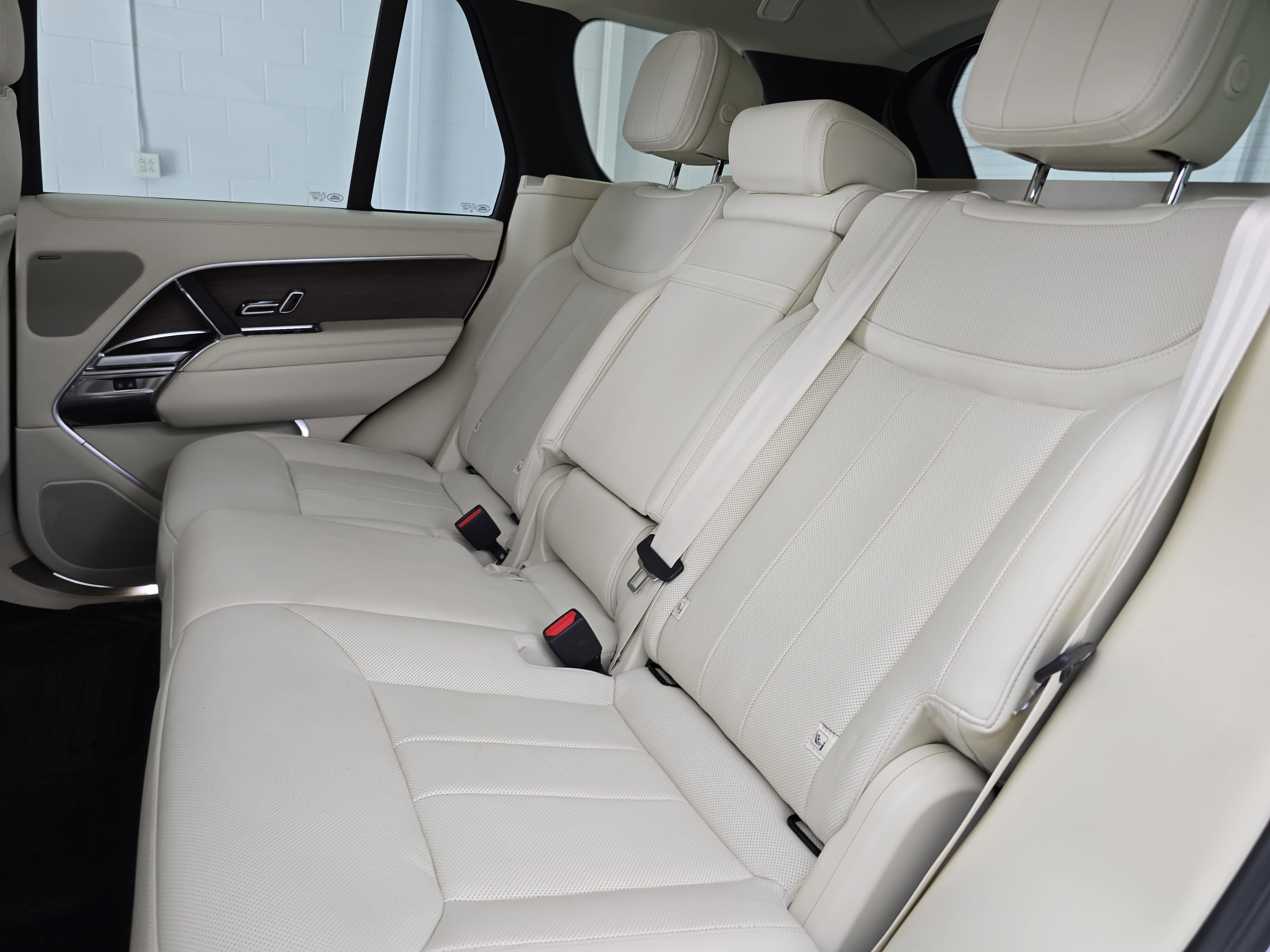 2023 Land Rover Range Rover SE