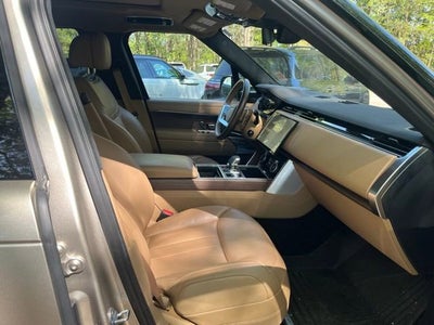 2023 Land Rover Range Rover SE