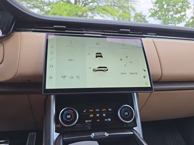 2023 Land Rover Range Rover SE