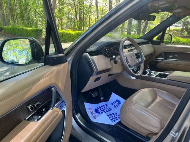 2023 Land Rover Range Rover SE