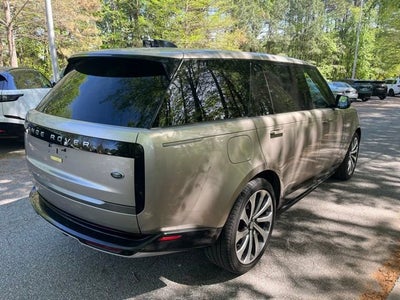2023 Land Rover Range Rover SE