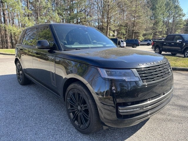 2025 Land Rover Range Rover SE