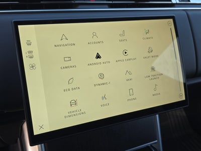 2025 Land Rover Range Rover SE