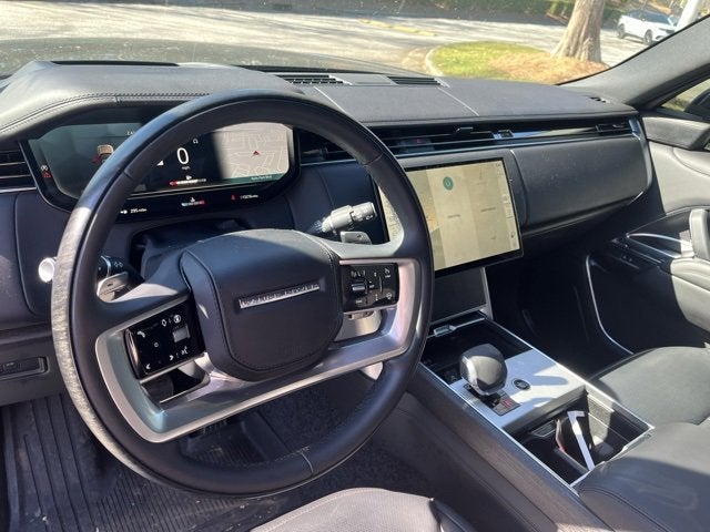 2025 Land Rover Range Rover SE