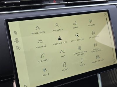 2026 Land Rover Range Rover SE