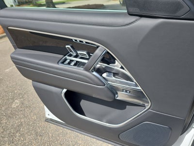 2026 Land Rover Range Rover SE