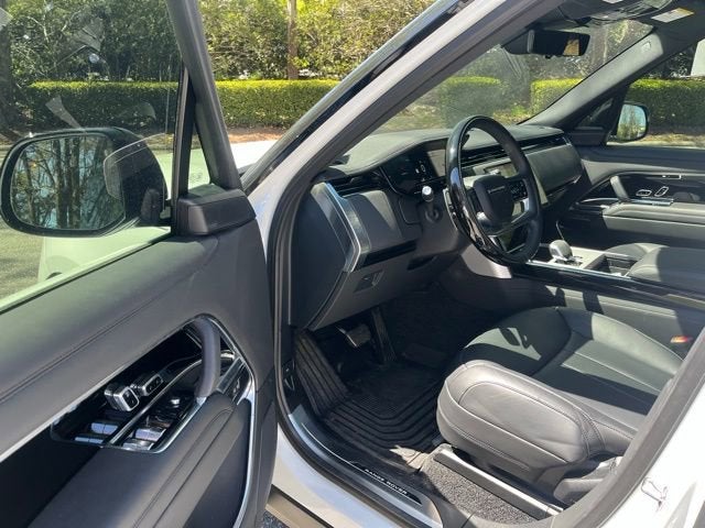 2026 Land Rover Range Rover SE