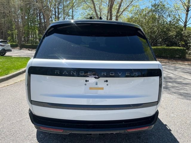 2026 Land Rover Range Rover SE