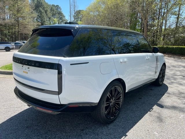 2026 Land Rover Range Rover SE