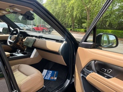 2026 Land Rover Range Rover SE