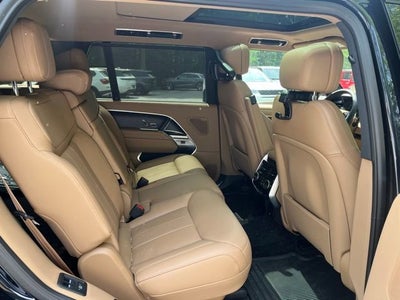 2026 Land Rover Range Rover SE