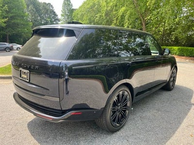 2026 Land Rover Range Rover SE