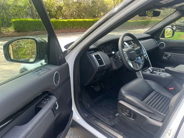 2025 Land Rover Discovery S