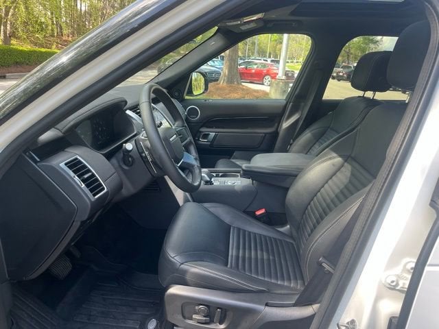 2025 Land Rover Discovery S