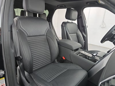 2025 Land Rover Discovery S
