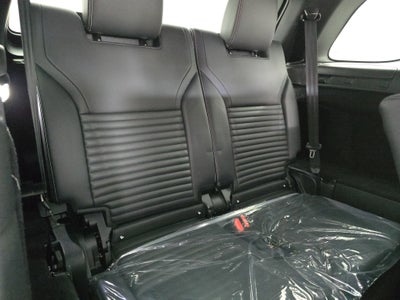 2025 Land Rover Discovery S
