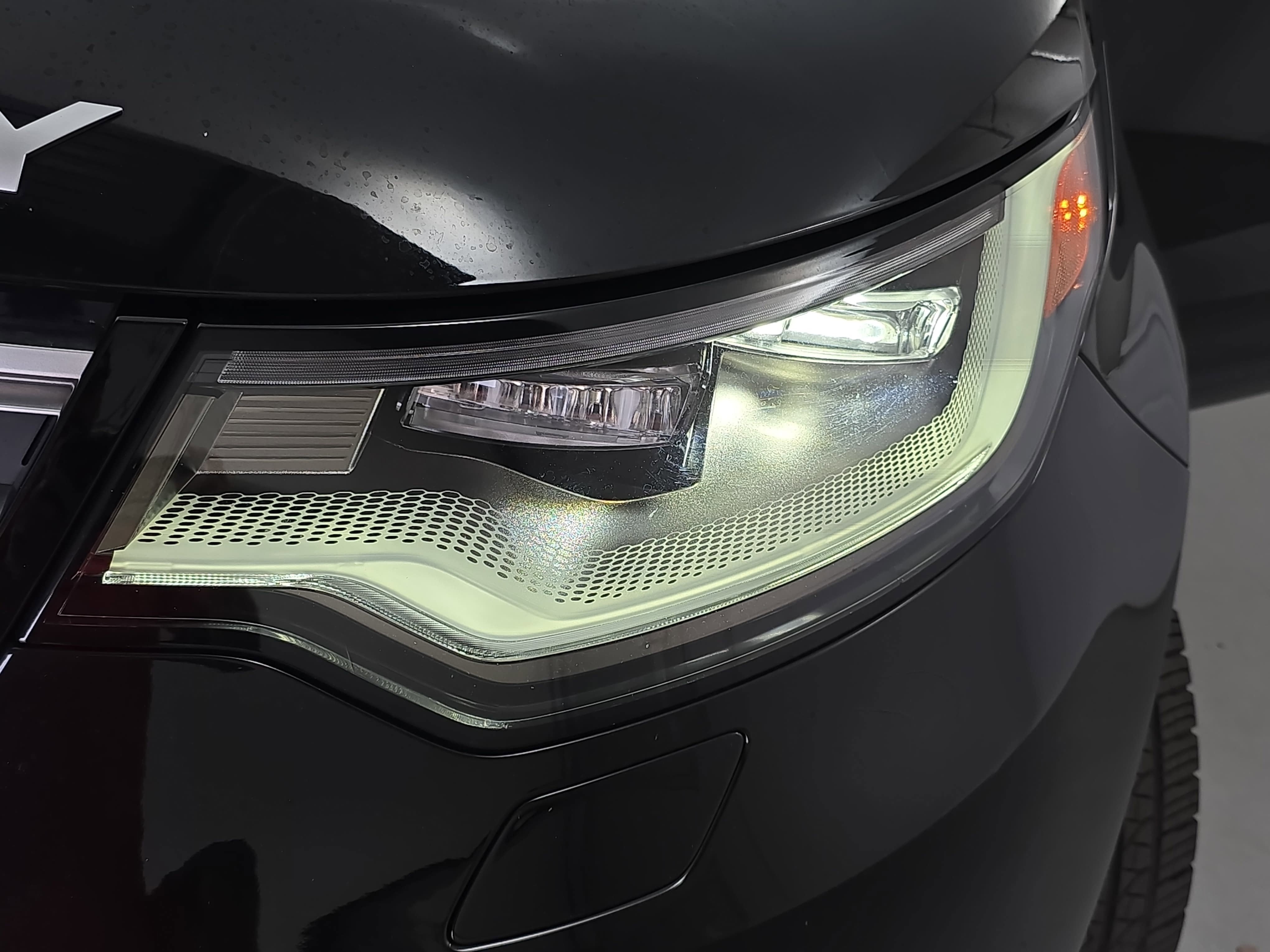 2025 Land Rover Discovery S