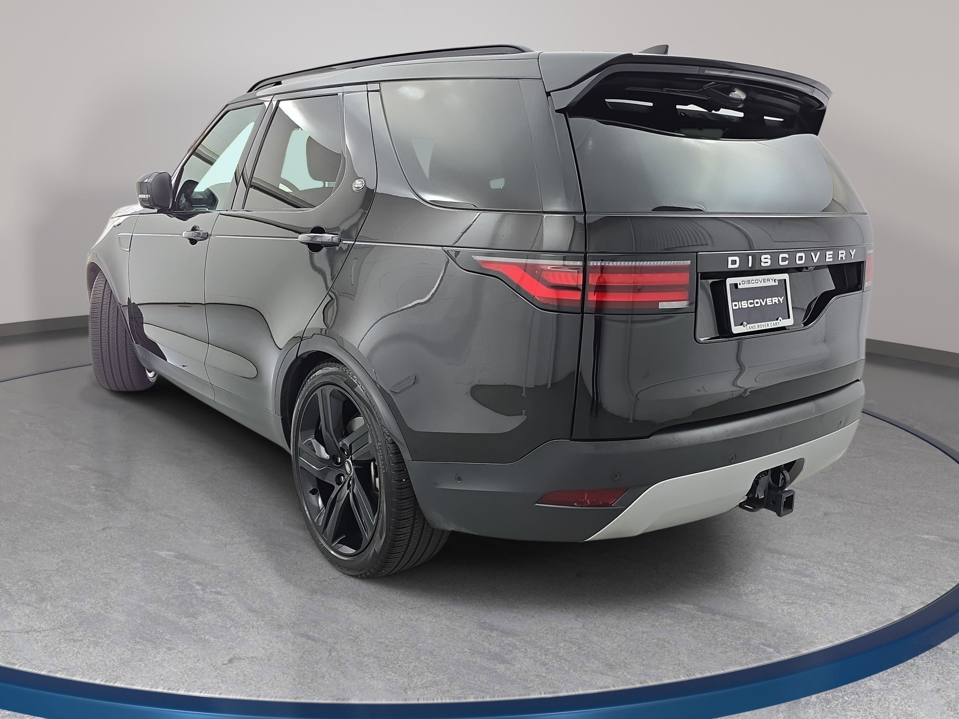 2025 Land Rover Discovery S