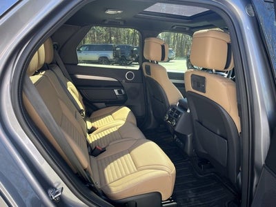 2025 Land Rover Discovery Dynamic SE