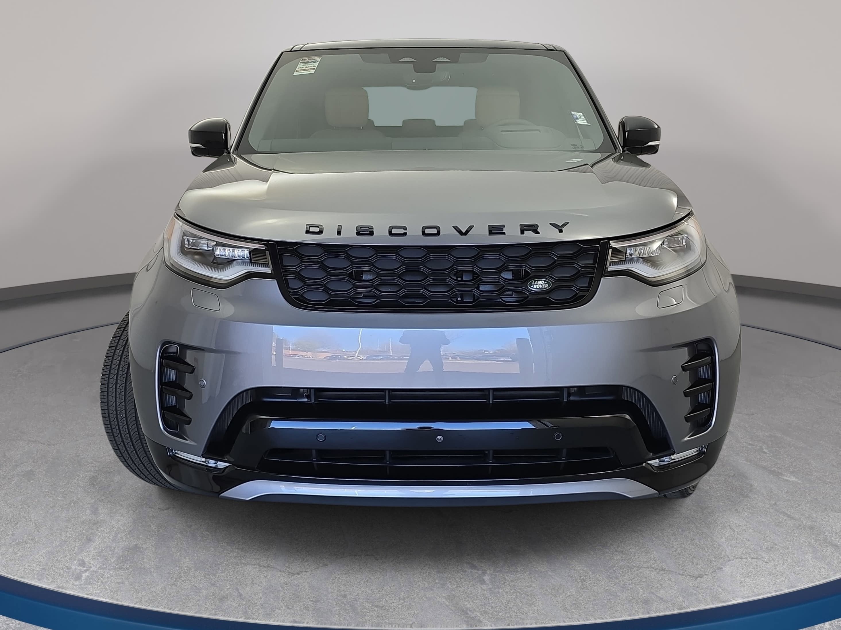 2025 Land Rover Discovery Dynamic SE