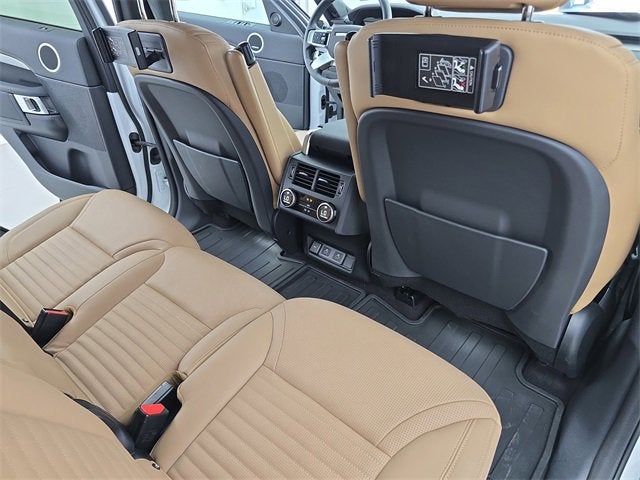 2025 Land Rover Discovery Dynamic SE