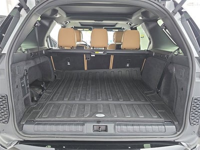 2025 Land Rover Discovery Dynamic SE