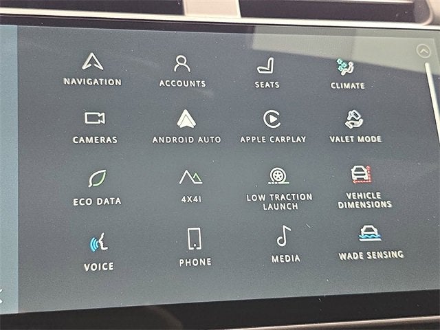 2025 Land Rover Discovery Dynamic SE