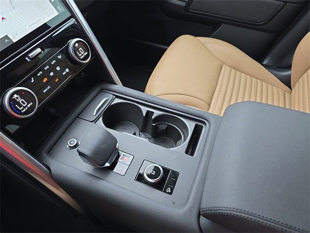 2025 Land Rover Discovery Dynamic SE