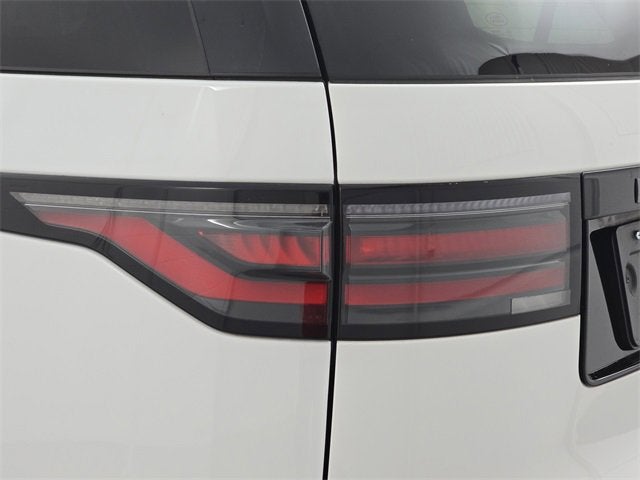 2025 Land Rover Discovery Dynamic SE