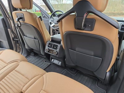 2025 Land Rover Discovery Dynamic SE